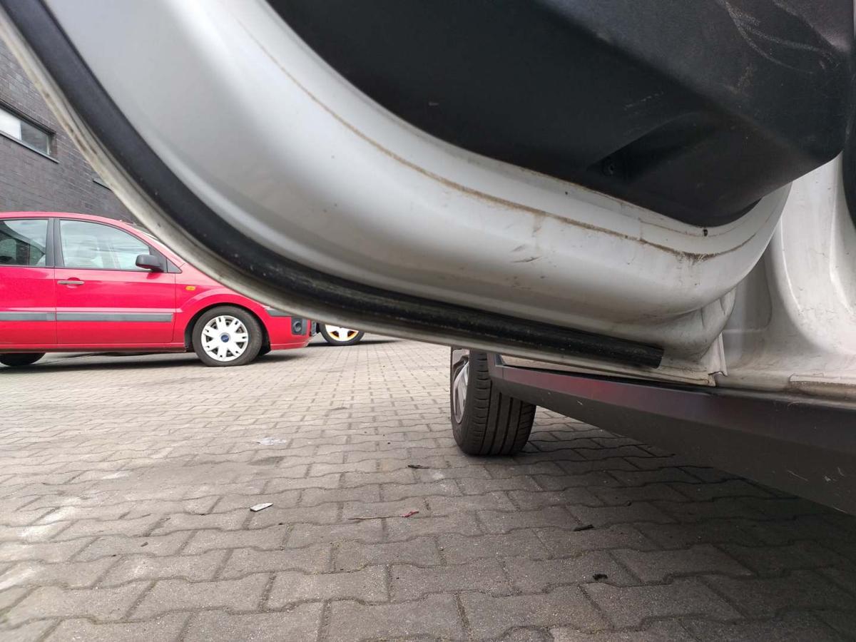 Peugeot 2008 original Tür hinten links KWE Weiß Rohbau ohne Scheibe Fensterheber Schloss Griff Bj.2014